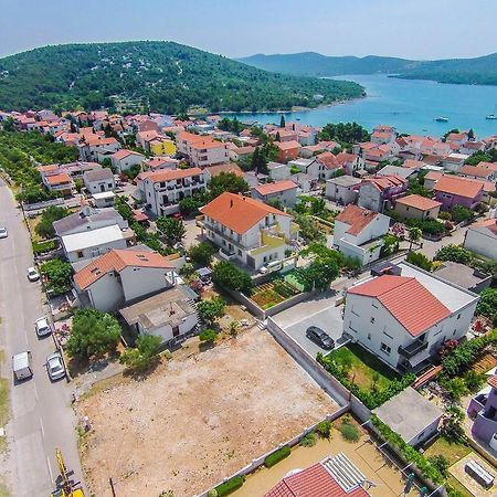 Apartments Zoran Pirovac Ngoại thất bức ảnh