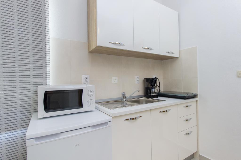 Apartments Zoran Pirovac Ngoại thất bức ảnh