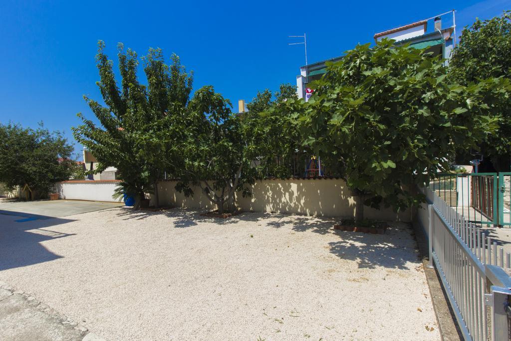 Apartments Zoran Pirovac Ngoại thất bức ảnh