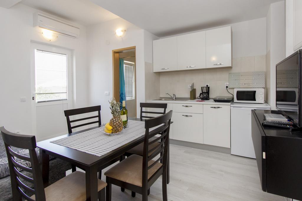 Apartments Zoran Pirovac Ngoại thất bức ảnh