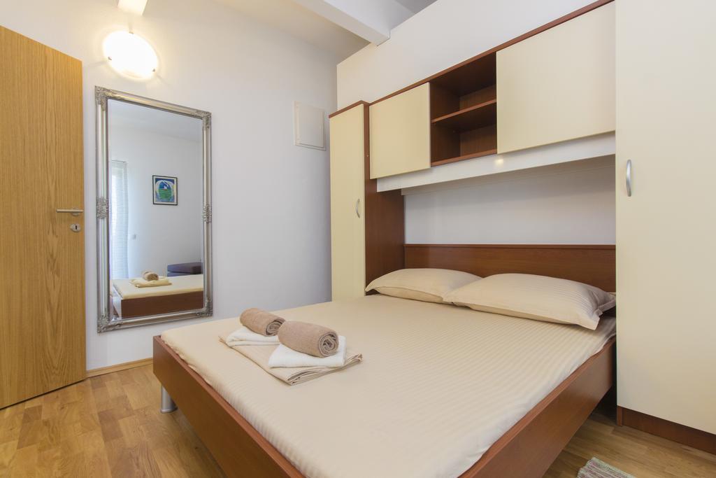 Apartments Zoran Pirovac Ngoại thất bức ảnh